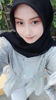 Product Review of 052522 Bona Oversize Shirt from f**a 2