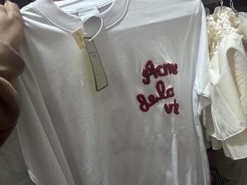 Product Review of TRENDYBOUTIQUE- Áo phông cộc chữ đỏ thêu xù from T**ỳ l**h 1