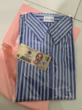 Product Review of Áo sơ mi Xanh Sọc Trắng Đôi,Kelins, Chất Kate Cotton, Freesize from H**i 0