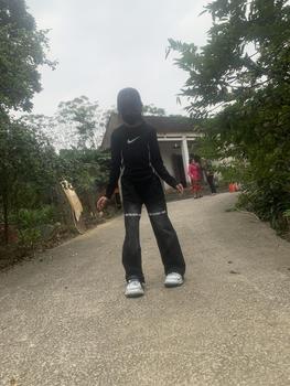 Product Review of Quần Jean Xuông Rách SEE Cạp Chun Cho Bé Gái Ong Women Dáng Suông Sz 11-15 Hàng Việt Nam Pants dài from T** d** 🐰** 0