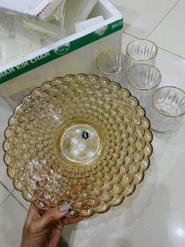 Product Review of Bộ 6 cốc thuỷ tinh cao cấp ( hổ phách tổ ông có quai) from O**i M** N** 0