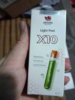 Product Review of Combo Tái Tạo và Vitamin C trắng da, mờ thâm, mờ nám tàn nhang, cải thiện mụn, se khít lỗ chân lông, cấp ẩm, sáng đều màu da. Không sưng, không lột, không đỏ (Hàng c/hãng). from B**ỏ 1