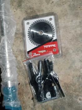 Product Review of Makita 4"(105mm)X40T TCT Saw Blade For Wood Cutter Cutting Disc A-08766 from K**️ 0
