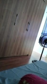 Product Review of Miếng Đệm Bảo Vệ Gót Chân Dày, Miếng Bọt Biển Chống Trượt, Miếng Đệm Giày Chống Mài Mòn, Miếng Bảo Vệ Chăm Sóc Bàn Chân, Miếng Dán Dính, 1 Đôi from o**u 0