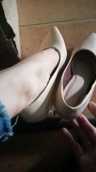 Product Review of Giày Cao Gót Nữ MŨI trơn Giày búp bê mũi nhọn nữ tính cao 5p và 7p - size 35 - size 40 mã Cotron Shoes from H** D** 2