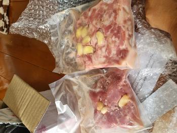 Product Review of แนะนำ แหนมหมู แหนมกระดูกหมูอ่อน(ใบพาย)เกรดพรีเมี่ยม ขนาด200กรัม แหนมหมูสามชั้น แหนมซี่โครงหมู ขนาดทดลองชิม ส่งฟรีบริการเก็บเงินปลายทาง from J**h 0