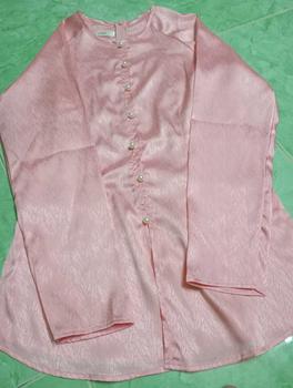 Product Review of Anita Store-Áo Lẻ Bà Ba Lụa Hoa Tay Dài Cao Cấp.Áo lẻ LỤA HOA CÚC NGỌC CAO CẤP.Áo lẻ bà ba nhẹ nhàng duyên dáng. Áo bà ba đi chùa đi chơi(Ảnh thật shop chụp) Top Nữ Sơ Mi Nhung Women Voi Sen Voan Kem Shirt from M**h T** 0