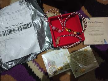 Product Review of April Gallery - Paket 3 Gelang Tridatu Mantra Panca Rose Cinta Perempuan Laki-laki Batu Aksesoris Benang Putih Bracelet from a**a e** 1