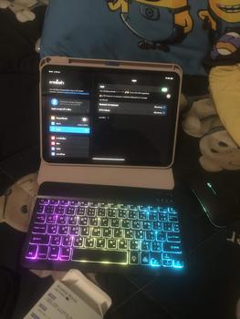 Product Review of [คีย์บอร์ดไทย] ใหม่แบ็คไลท์ไล่โทนสี Bluetooth keyboard,เมาส์ไร้สาย,คีย์บอร์ดiPad,เหมาะสำหรับแท็บเล็ตAndroid IOS x34nubwo from น**💛 0