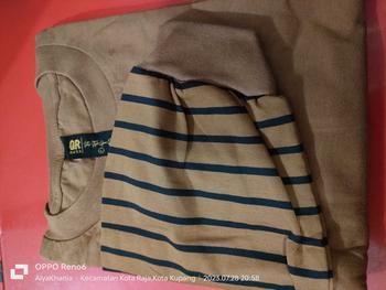 Product Review of QR PROJECT ID - KAOS POLOS OVERSIZE LENGAN PANJANG STRIPE SALUR WITH SLIT from A**a P**✨ 1