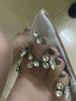 Product Review of LOVIIECORNER GIÀY CAO GÓT MŨI NHỌN SLINGBACK - FORM BÉ - GUỐC NỮ QUAI TRONG ĐÍNH ĐÁ SANG TRỌNG GÓT ĐŨA 9 PHÂN - G240870 from T**h B**h 3