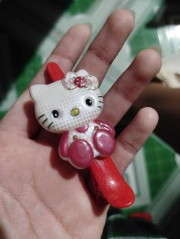 Product Review of Kẹp Tóc Hello Kitty, Thiết Kế Hoạt Hình Dễ Thương, Dành Cho Nữ, Thích Hợp Cho Trán Và Tóc Mái, Phụ Kiện Tóc Kẹp Bên, Kẹp Mỏ Vịt, Hàng Mới Về, 2025 from l**t g**g v** a** N** V**🥵 0