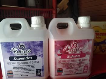 Product Review of Pelicin setrika Parfum Laundry Pewangi Pakaian 1 Liter Anti bakteri from ** S**I A**H ** 0