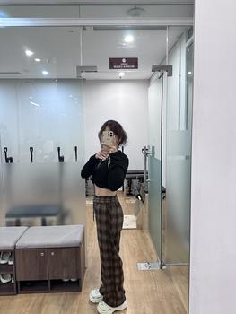 Product Review of [DEAL MỞ BÁN] Quần Kẻ Suông Nữ Chất Umi Dạ Mềm Mịn Co Giãn Dày Dặn Women from D**m M** 1