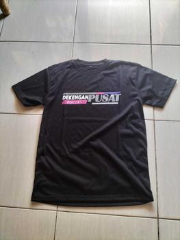 Product Review of KAOS DEKENGAN PUSAT PRIA LENGAN PENDEK BAHAN KATUN CVC ADEM TIDAK BIKIN GERAH VIRAL TIK TOK Nyaman Distro from I**🐊 1