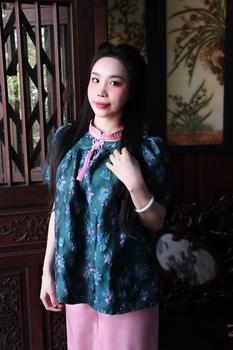 Product Review of Set áo kèm CHARM TUA RUA có lót + quần lụa xuông from T**y 2
