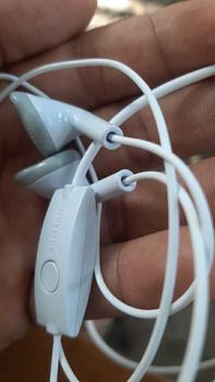 Product Review of HEADSET ORI ASLI SMSUNG SUPER BASS SUPPORT SEMUA TYPE DENGAN JACK 3.5MM from U**y 0