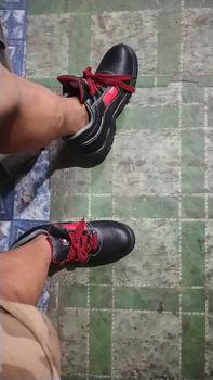 Product Review of Fashionable high-top durable leather safety shoes (with steel toe) from M**l T**s 0