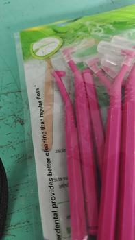 Product Review of แปรงขัดซอกฟัน 10ด้าม ขนาดละ2ชิ้น/ซอง (0.6-1.5มม) ด้ามจับถนัดมือ ขนแปรงเข้าซอกฟันกรามได้ดี from 🌈** 0