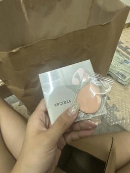 Product Review of VEECCI Phấn Mắt Má Hồng Highlight Bắt Sáng Veecci 4 ô Dễ Dùng Hàng Ngày Màu Bền Lì Lâu Trôi Trang Điểm Mắt Tiện Lợi 9g Cosmetic Mỹ Phẩm Nữ Women veecci  phấn v02 má hồng  sáp from M**i L**h 0