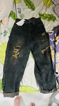Product Review of YURI JEANS - (Vải QCCao Cấp) Quần Jeans Baggy Màu Dơ Bụi Rách Gối Chất Mền Mịn Dài94cm Nữ Pants from M** Q**h 0