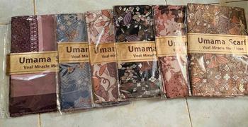 Product Review of PAKET USAHA HIJAB SEGI EMPAT UMAMA MOTIF 100 RIBU 6 PCS Logo Metal Voal Square Gold Muslim Kerudung Mewah Lembut Nyaman Cantik from R**w 0