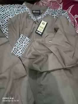 Product Review of Baju Koko El Rumi Araseo Lengan Panjang Kombinasi Batik Putih Kain Katun - Pria, Muslim from E**0 0