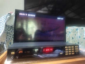 Product Review of Doremi DRM D-790 MIDI Karaoke DVD Player with FREE Microphone Audio from H**a M**a 0