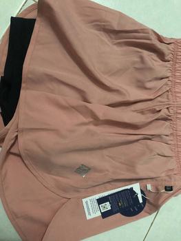 Product Review of [DEAL ĐỘC QUYỀN TRÊN LIVE] Quần Đùi Short Thể Thao Ngắn 2 Lớp Tập Gym Yoga Nữ KSM Look thiết kế xẻ bầu Vải Mỏng Nhẹ Mát Mau Khô Dùng Chạy, Bơi Q275 Sport Tập Thể Dục from D** S** 0