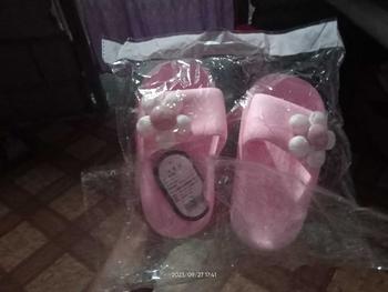 Product Review of BabyKins Kids New Comfortable Fashion Slipper and Slides with Flowers Soft Sole Slipper for Kids Girls from J**s B**y S**p 0