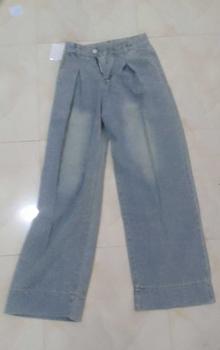 Product Review of Quần Jeans Ống Rộng Phong Cách Hàn Quốc KARA 498- Chất vải dày dặn, thoải mãi, dễ phối đồ from T**n 1