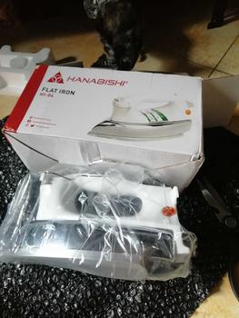 Product Review of Hanabishi by Winland Non-stick Aluminum Soleplate Flat Iron for Clothes HI84 from L**💜 0