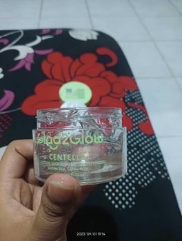 Product Review of Glad2Glow Gel Moisturizer Centella Allantoin Soothing  30g/55/100g Berjerawat Wajah Acne care Calming Cooling soothing Lactic Silver Pelembab Acid Hyaluronic Bruntusan Perawatan Hitam Berminyak Hydrating G2G Skincare beauty Mencerahkan Glycolic from 🌸**𝓾 ** 0