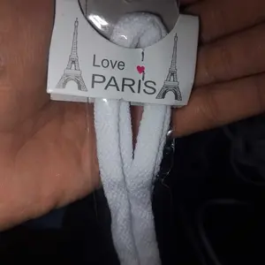 Tali Sepatu Sneakers Pipih Premium Panjang 110 cm -  Sepasang - Shoe Wanita Pria Putih