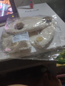 Product Review of หมวกป้องกันหูเด็ก วัสดุขนแกะน่ารัก มีปอมปอม สำหรับเด็ก หมวกที่ปิดหูกันหนาว เหมาะสำหรับฤดูหนาว หมวกเด็ก อบอุ่น ผูกได้ สำหรับเด็กชายและเด็กหญิงอายุ 3-24 เดือน หมวกบีนนี่ผ้ากำมะหยี่ทึบ from น**น ว**จ 0