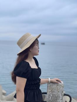 Product Review of Sét áo dún ngực và chân váy dài xẻ tà Linen có Bigsize L008 from K** 0