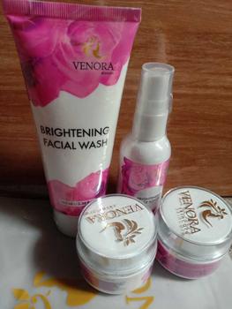 Product Review of PAKET SKINCARE SEMUA JENIS KULIT from y**s 0