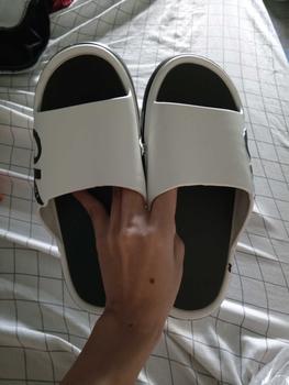 Product Review of [UNISEX] YOTO Comfortable Summer and Rainy Season Footwear Unisex Affordable Slippers For Men Boy Walking Shoes Thick Flipflop Makapal Slide Dance slippers  couples from C** 2
