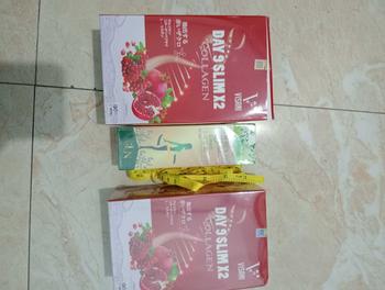 Product Review of (1HỘP) CỐM LỰU ĐỎ HỖ TRỢ ĐẸP DA COLLAGEN TRÁI CÂY from d**g 1