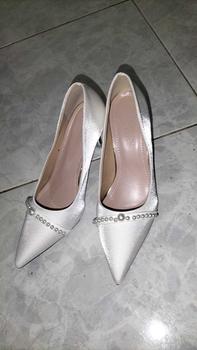 Product Review of Giày cao gót mũi nhọn gắn ngọc Nữ Shoes from H**i 0