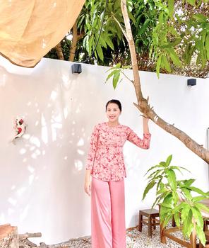 Product Review of Hân Nguyễn Áo Bà Ba - B.A01 (ÁO LẺ) Áo Bà Ba Dây Kéo Hoa Gió Cổ Tròn tay dài Nữ Top Women Sơ Mi from T**1 1
