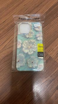Product Review of 1 แถม 1 เคสไอโฟนดอกไม้3Dกล้องโล่งขอบเงิน (ชิ่นที่2 ทางร้านเลือกให้) from t**t 0