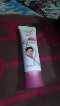Product Review of Cream Glow & Lovely 46gr & 23gr Multivitamin Derma Glow Cream Pencerah Wajah from x**r 0
