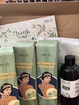 Product Review of Combo 5 Chai Xịt Dưỡng Tóc Tinh Dầu Bưởi Da Xanh (Spray)  Mộc Ân Haircare 120ml from b**^ 1