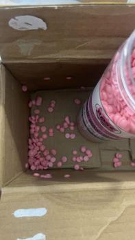 Product Review of ￼Sáp wax lông hạt đậu dễ sử dụng 400g (Giao màu ngẫu nhiên) from N**n T**o V** 1