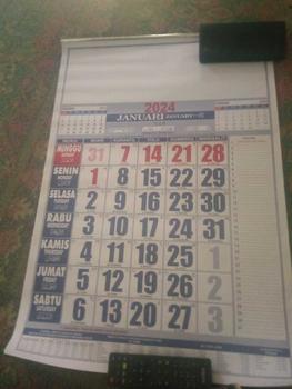 Product Review of KODE MDA 109 II Kalender Nasional 2025 KALENDER JUMBO 2025 / Kalender Dinding JUMBO 2025 41x60cm from f**a 2