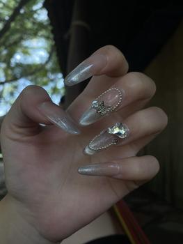 Product Review of Mã D006 - Nailbox Thiết Kế Thủ Công French Mắt Mèo (kèm bộ dụng cụ). from h** 0
