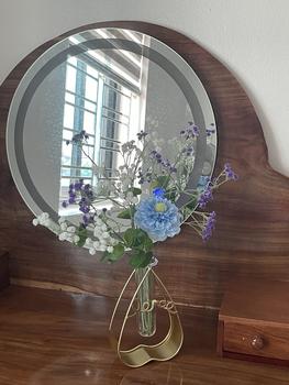 Product Review of (Mộc Khuê Decor) - Bình hoa trang trí nghệ thuật - lọ hoa thủy tinh khung sắt mạ vàng hình ngôi sao trái tim hiện đại dùng cắm hoa trang trí tiệc cưới sinh nhật tuyệt đẹp Decor, Decor Phòng bình hoa  nối liền cổ đại from u**0 0