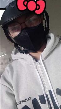 Product Review of Áo nỉ hoodie form rộng tay bồng phối vai Nữ Top Women in 2 mặt - Chữ Chảy from 𖤐**✧ 1