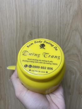 Product Review of Kem Body Dưỡng . ĐƯỜNG TRANG (ĐT) trắng da . cấp ẩm . Chất kem cải tiến mới . trọng lượng 150g from T**💕 0